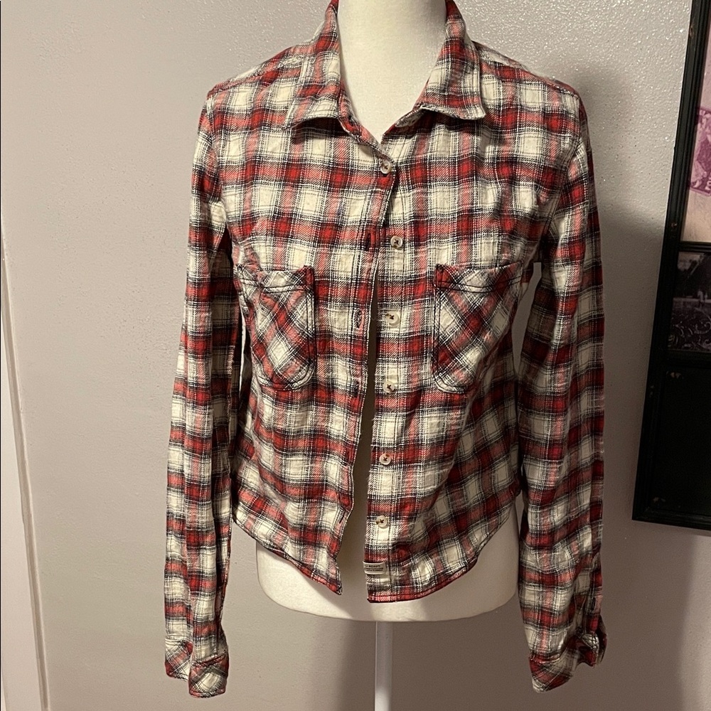 Red and White Cropped Plaid Flannel Button-Up Shirt - Picture 1 of 4